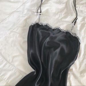 VICTORIAS SECRET/ silky nightie